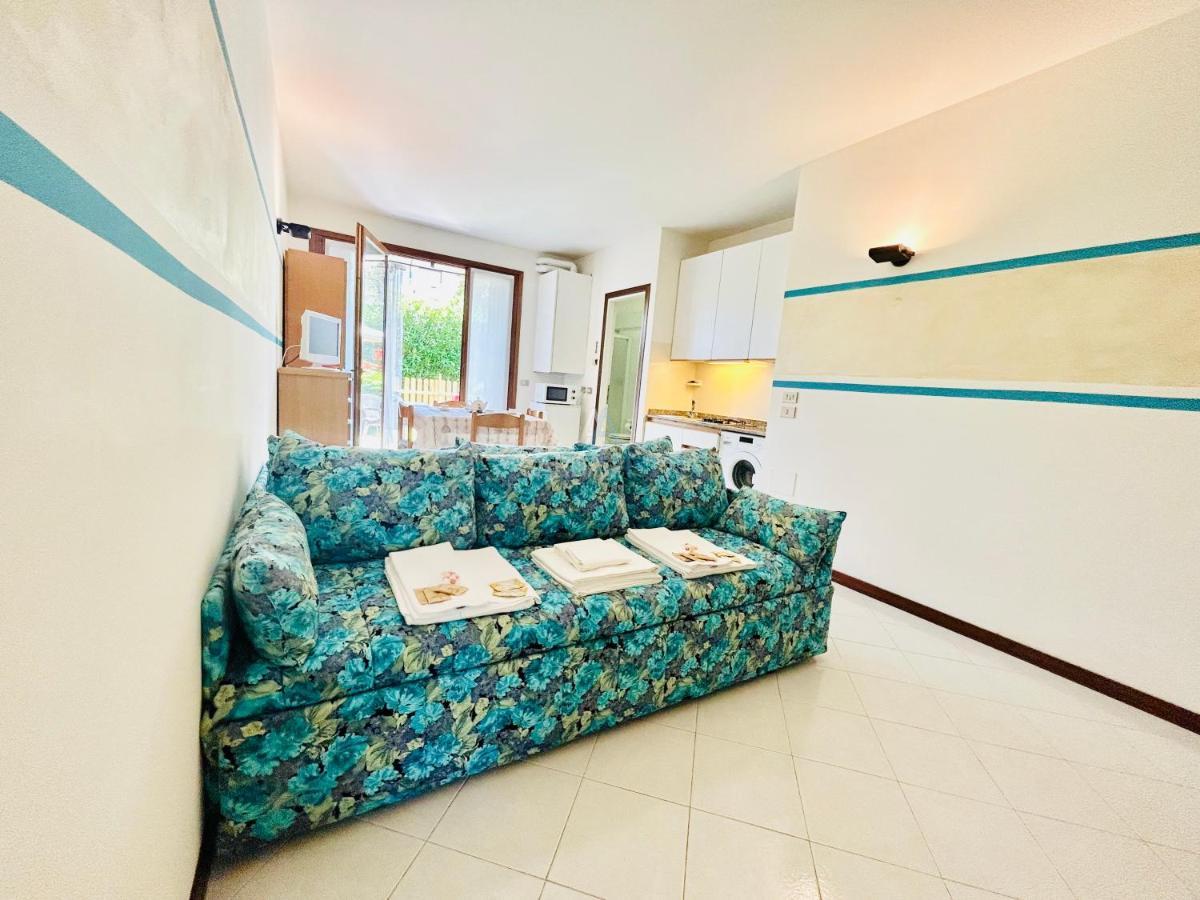 Perseo Apartment - 200M Dal Lago Di Garda Сірміоне Екстер'єр фото