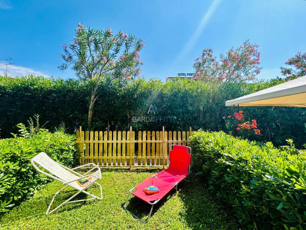 Perseo Apartment - 200M Dal Lago Di Garda Сірміоне Екстер'єр фото