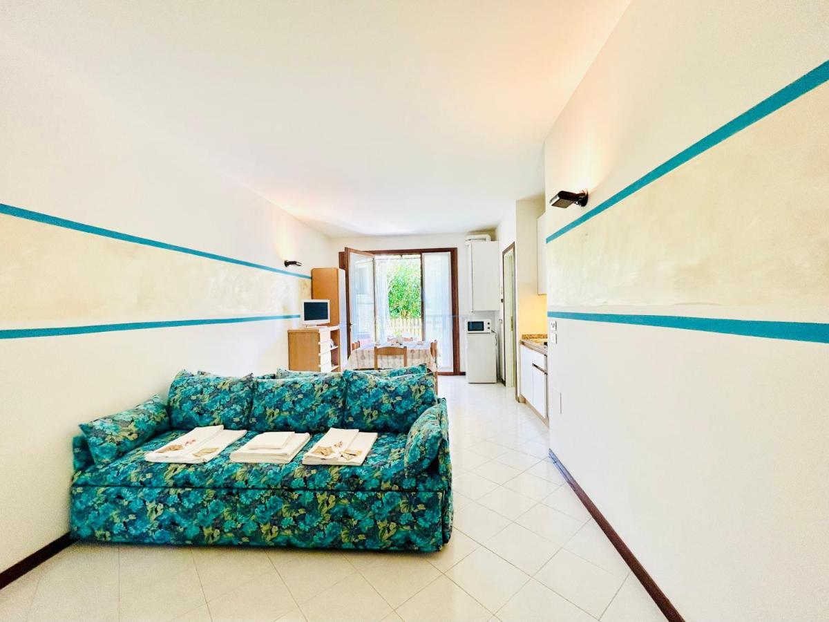 Perseo Apartment - 200M Dal Lago Di Garda Сірміоне Екстер'єр фото