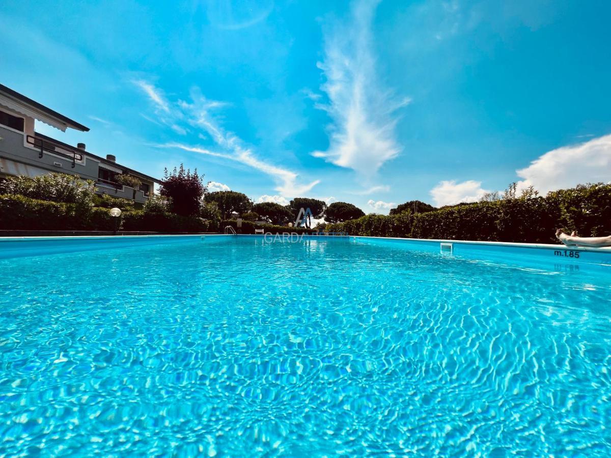 Perseo Apartment - 200M Dal Lago Di Garda Сірміоне Екстер'єр фото